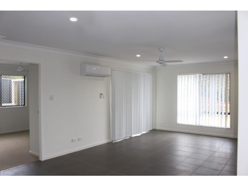1/33 Blackbutt Street, Cornubia QLD 4130