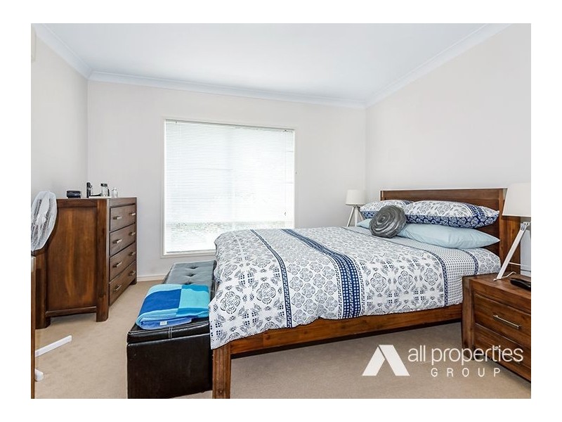 33 Casuarina Circuit, Heathwood QLD 4110