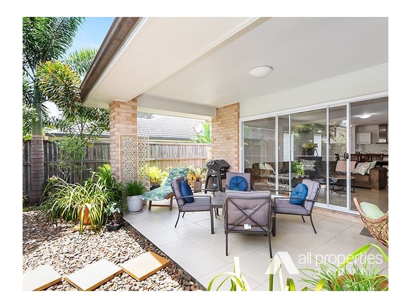 33 Casuarina Circuit, Heathwood QLD 4110