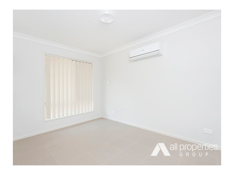 30B Emerald Drive, Regents Park QLD 4118