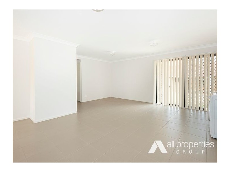 30B Emerald Drive, Regents Park QLD 4118