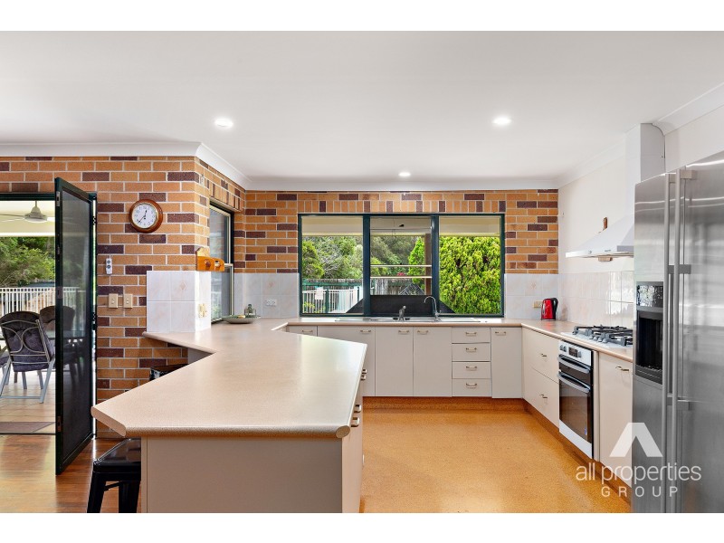 186 Mildura Drive, Helensvale QLD 4212