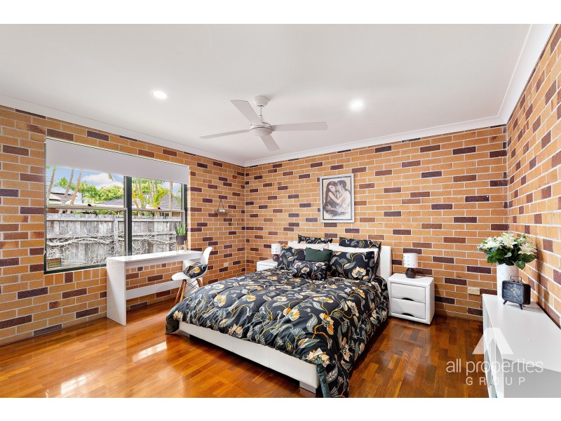 186 Mildura Drive, Helensvale QLD 4212