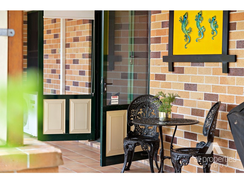 186 Mildura Drive, Helensvale QLD 4212