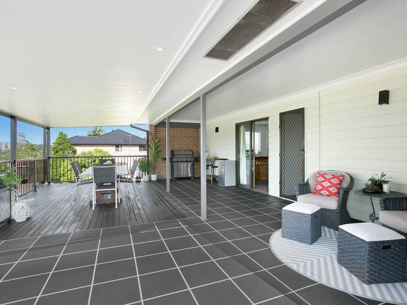 2 Brochet Street, Mansfield QLD 4122