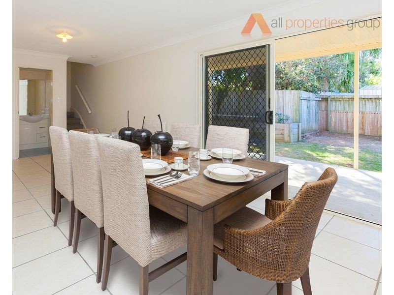 3 Mint Grove, Regents Park QLD 4118