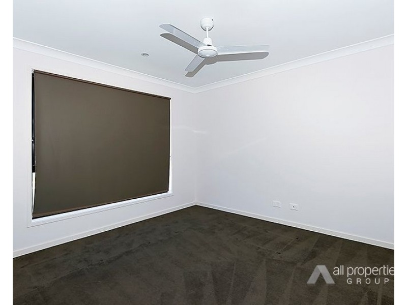 57 Mount Barney Crescent, Park Ridge QLD 4125