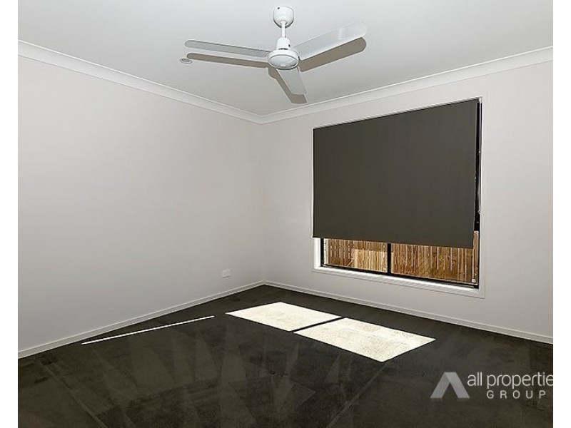 57 Mount Barney Crescent, Park Ridge QLD 4125