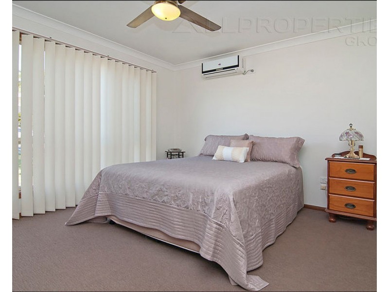 10 Copeton Crescent, Parkinson QLD 4115