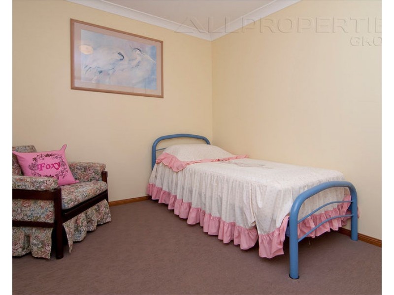 10 Copeton Crescent, Parkinson QLD 4115