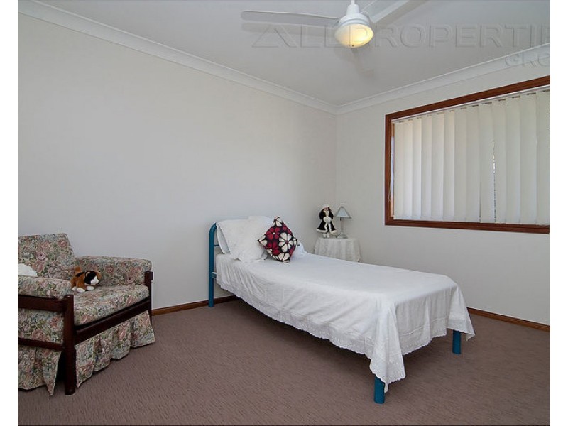 10 Copeton Crescent, Parkinson QLD 4115