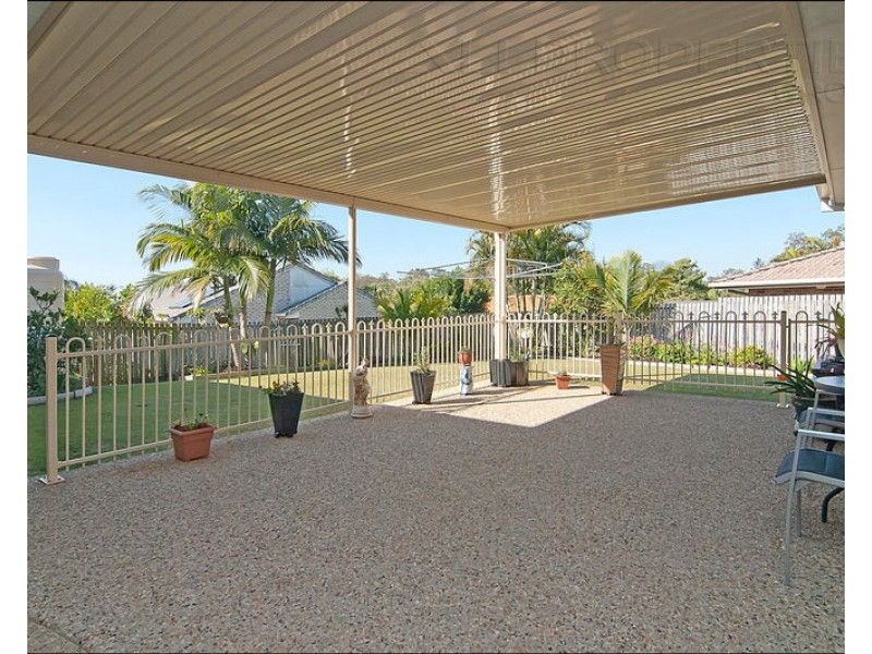 10 Copeton Crescent, Parkinson QLD 4115