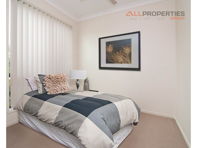 20 Elm Place, Heathwood QLD 4110