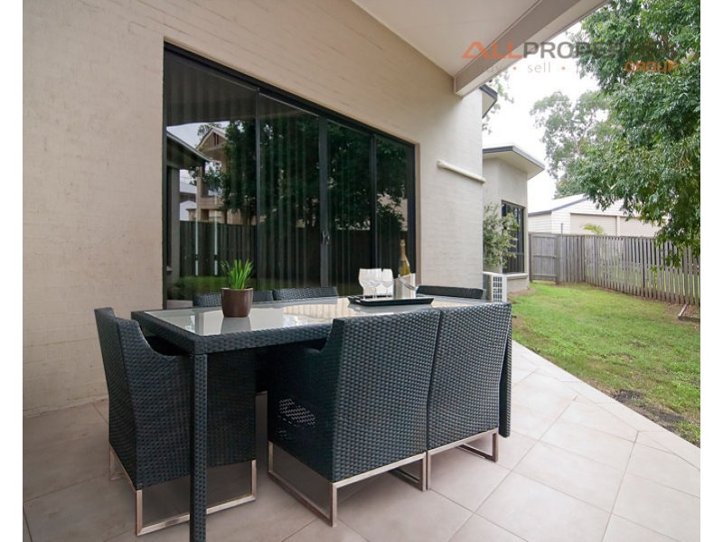 20 Elm Place, Heathwood QLD 4110