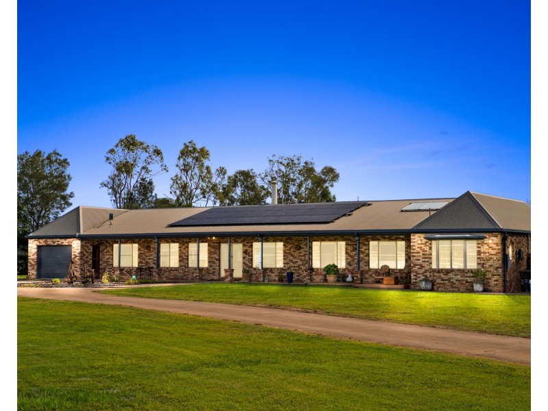 23 Walker Road, Gleneagle QLD 4285