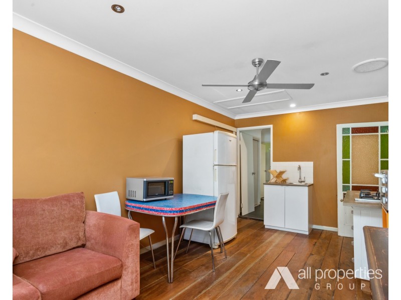 5 Savage Street, Tanah Merah QLD 4128