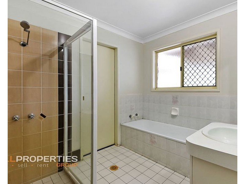 98 Flinders Crescent, Boronia Heights QLD 4124