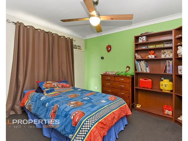 98 Flinders Crescent, Boronia Heights QLD 4124