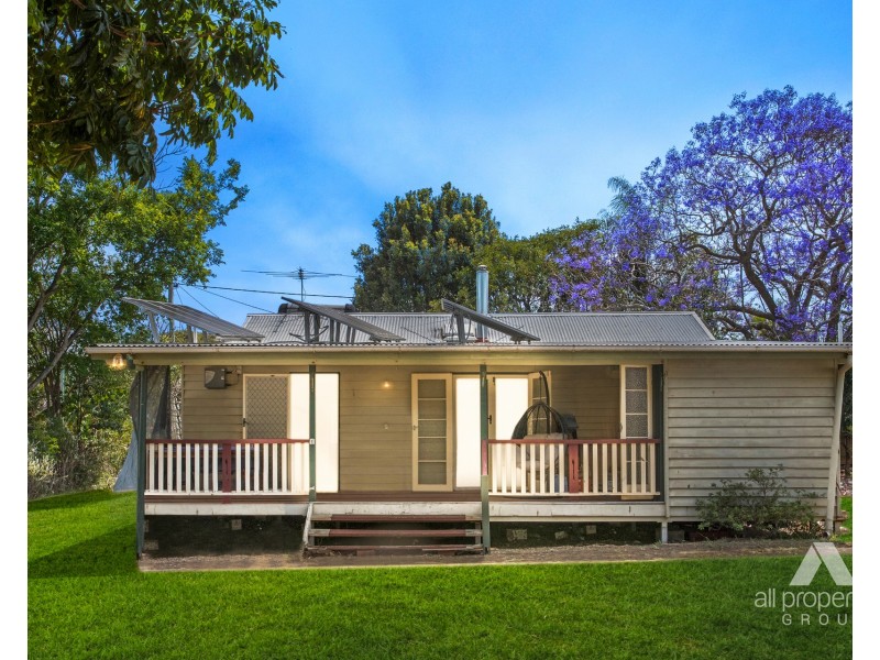 61-63 Passage Street, Cleveland QLD 4163