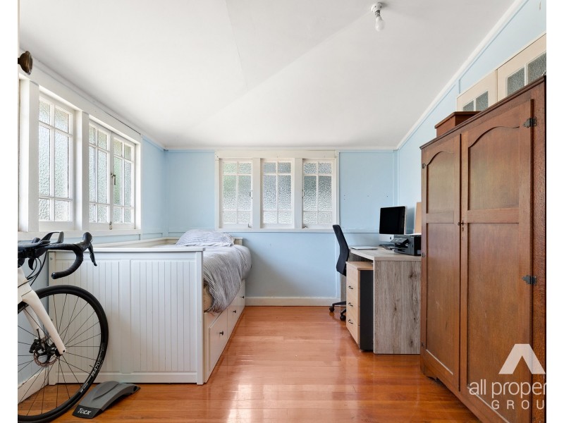 61-63 Passage Street, Cleveland QLD 4163