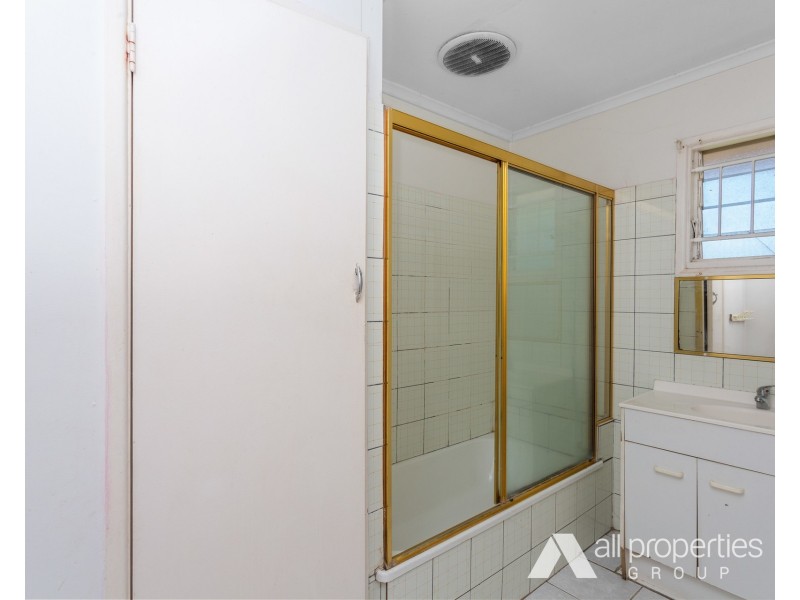 37 Ewing Road, Logan Central QLD 4114