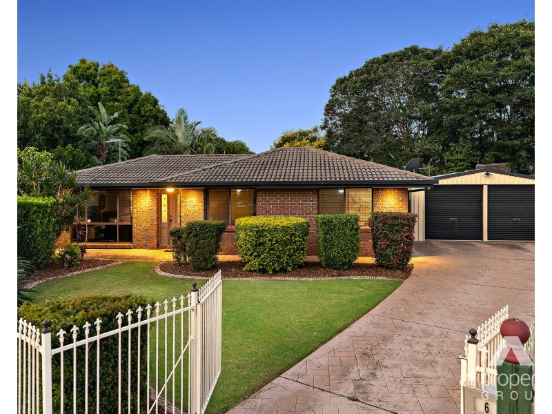 6 Fynes Street, Hillcrest QLD 4118