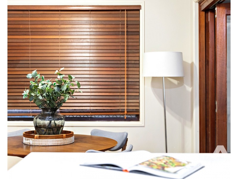 6 Fynes Street, Hillcrest QLD 4118