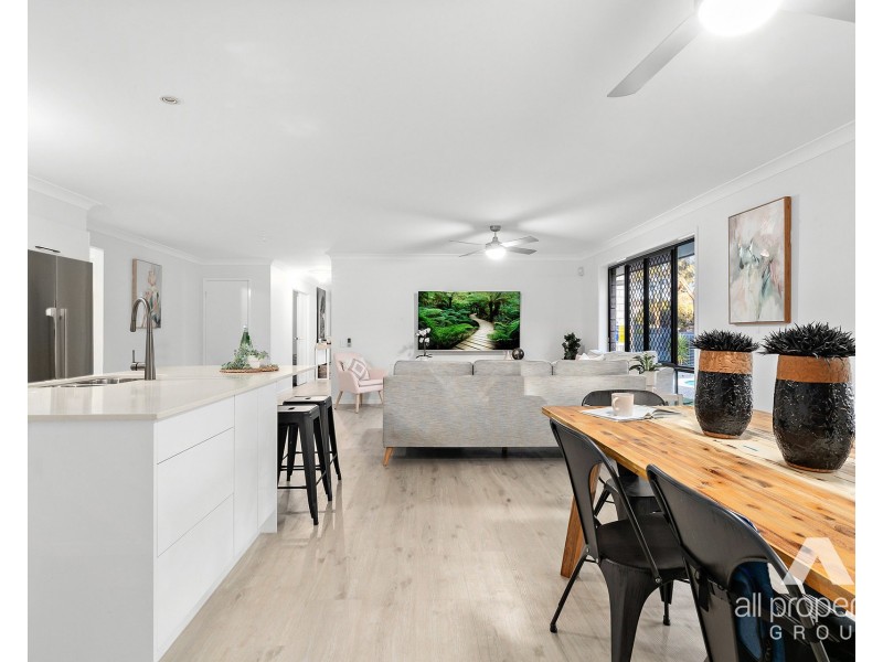 4 Bridgewater Close, Drewvale QLD 4116