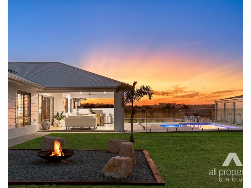 126 Riemore Circuit, Tamborine QLD 4270