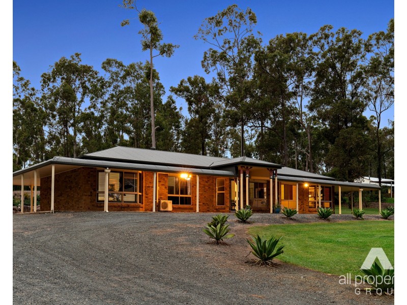 39 Jindabyne Court, Greenbank QLD 4124