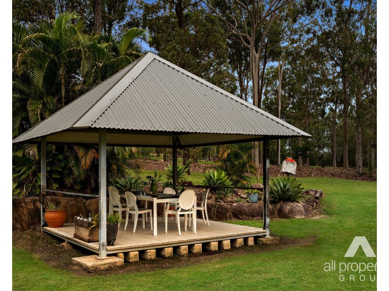 39 Jindabyne Court, Greenbank QLD 4124