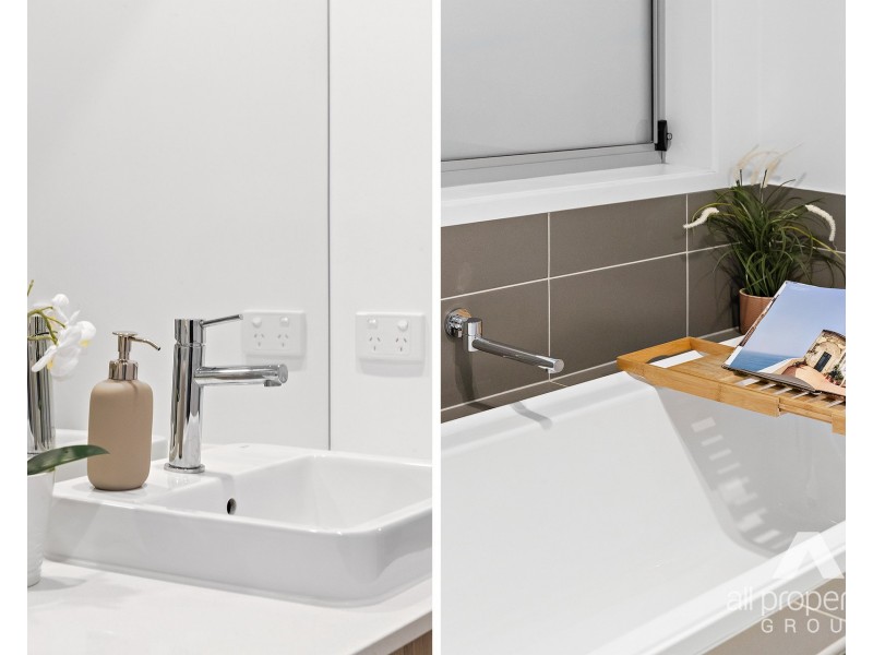 92 Chambers Ridge Boulevard, Park Ridge QLD 4125