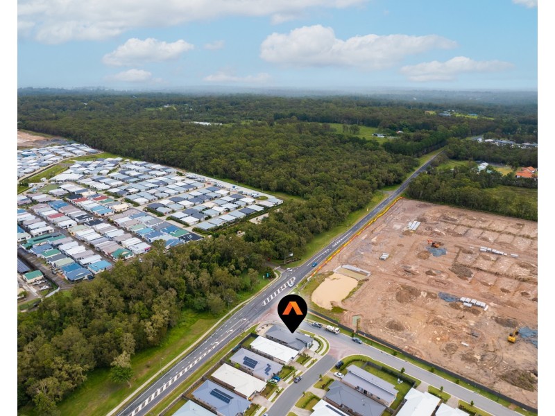 92 Chambers Ridge Boulevard, Park Ridge QLD 4125