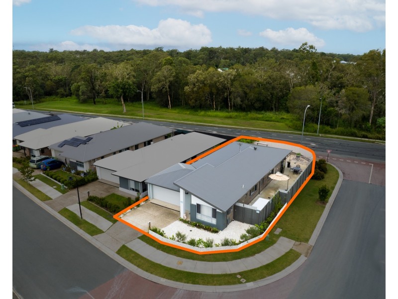 92 Chambers Ridge Boulevard, Park Ridge QLD 4125