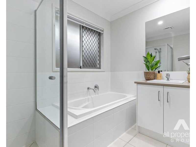 144 McKinnon Drive, Yarrabilba QLD 4207