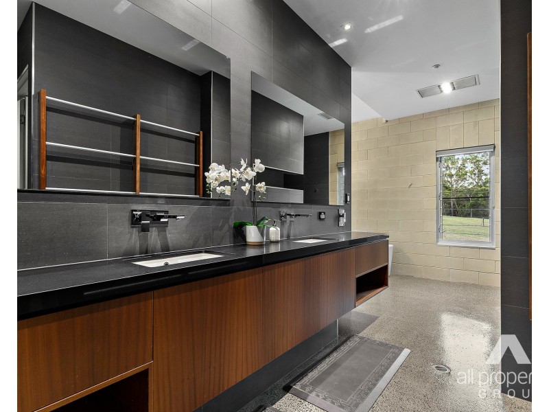 187 West Mt Cotton Road, Cornubia QLD 4130