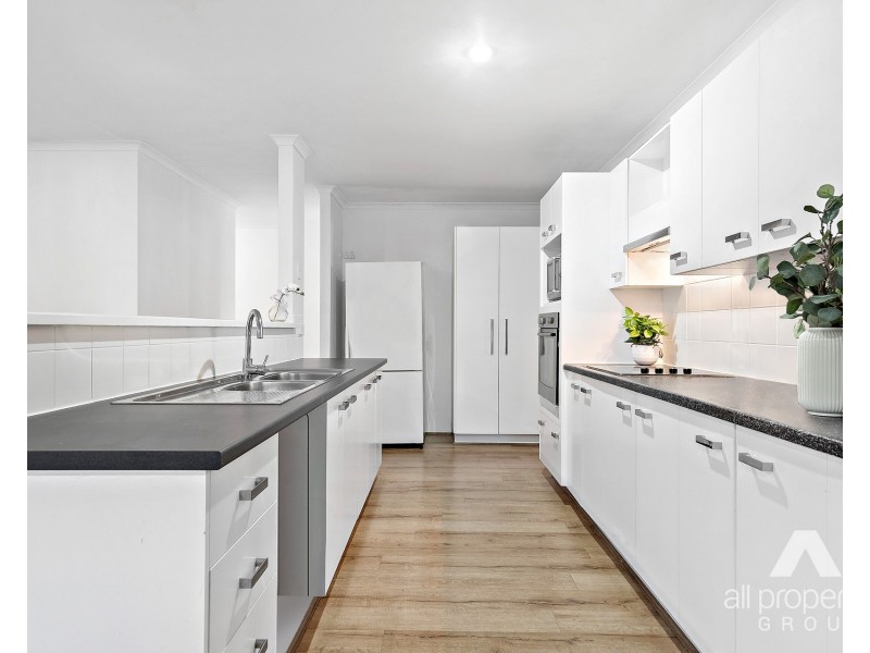 14 Fenwood Close, Boronia Heights QLD 4124