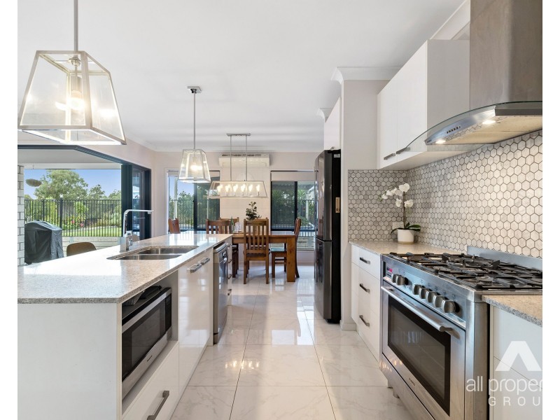 278-282 Spring Mountain Drive, Greenbank QLD 4124