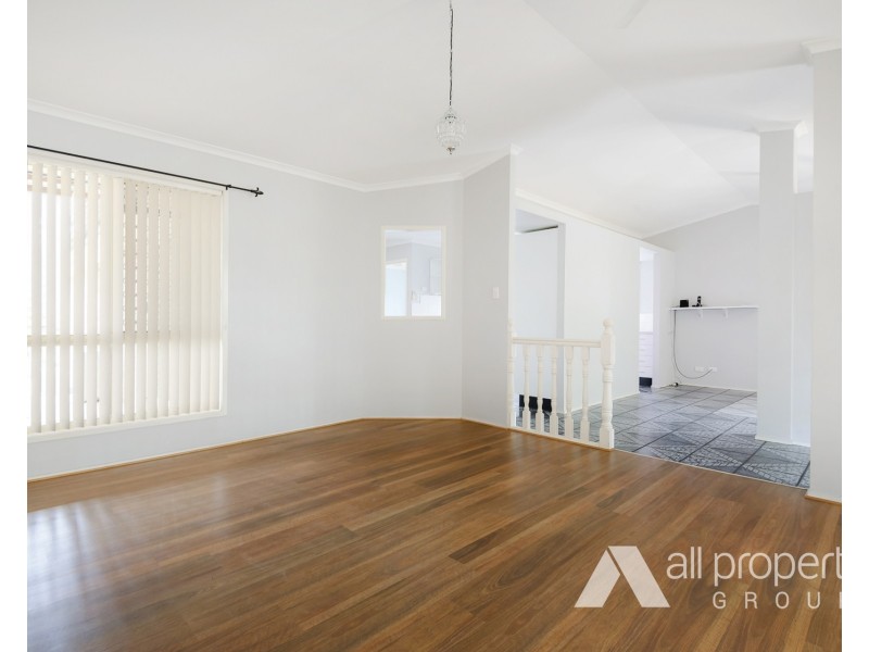 85 Federation Drive, Hillcrest QLD 4118