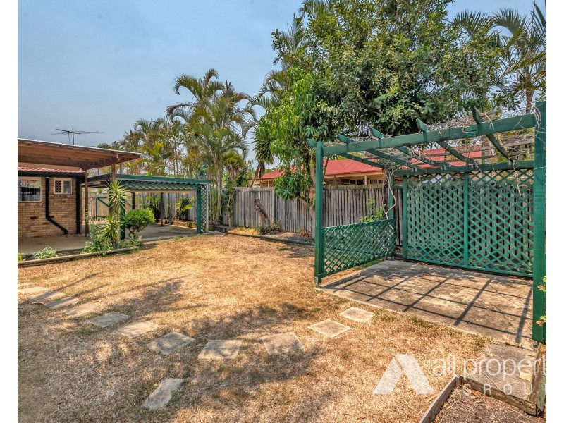 85 Federation Drive, Hillcrest QLD 4118