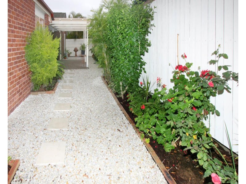 56 Lakeside Crescent, Forest Lake QLD 4078