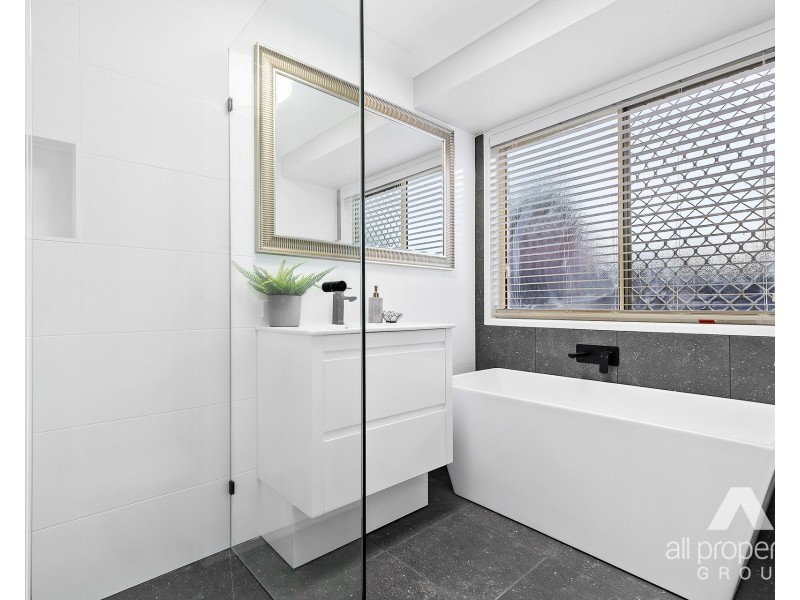 58 Banksia Circuit, Forest Lake QLD 4078