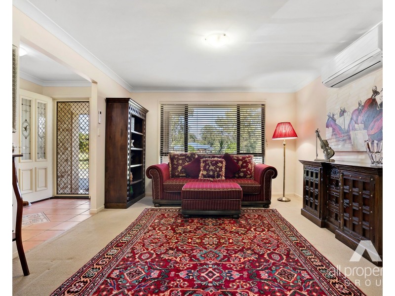 16 Sliprail Place, New Beith QLD 4124