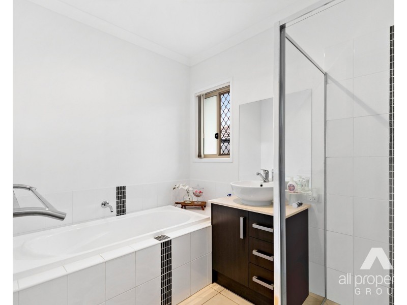 35 Denham Circuit, Willow Vale QLD 4209