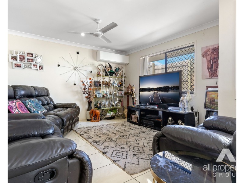 27 Rethan Court, Marsden QLD 4132