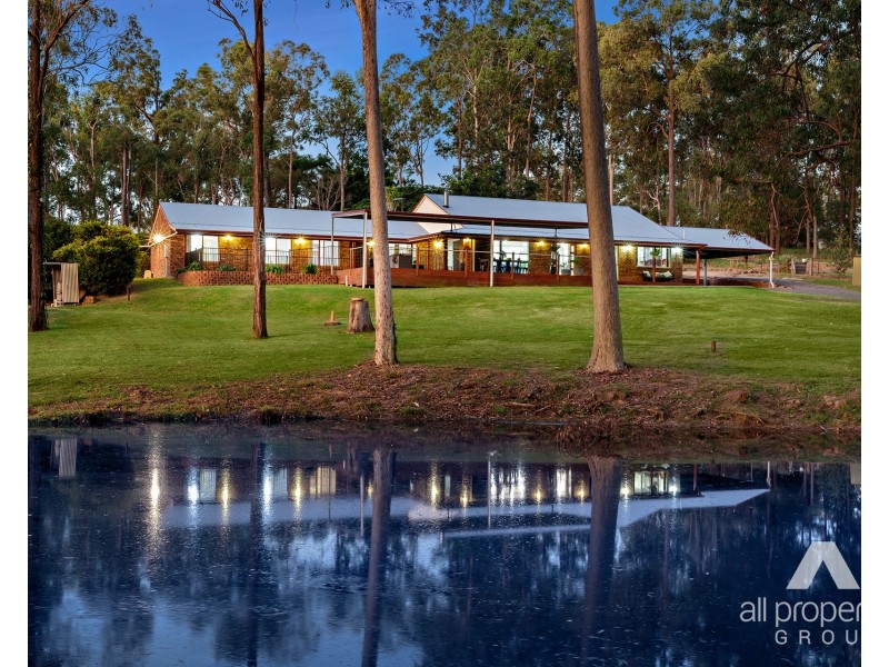 33-37 Jindabyne Court, Greenbank QLD 4124