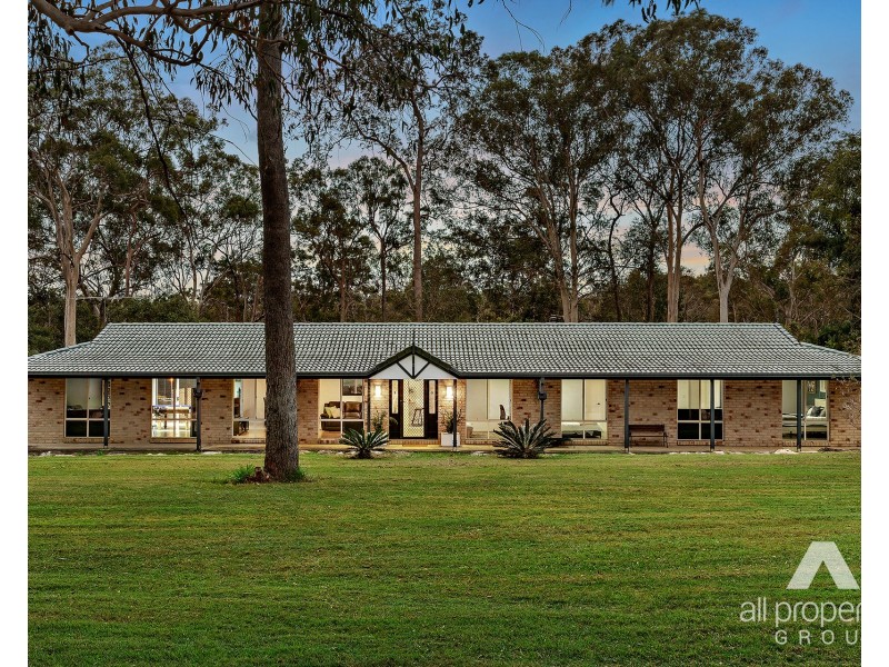 8-14 Highgrove Close, Chambers Flat QLD 4133