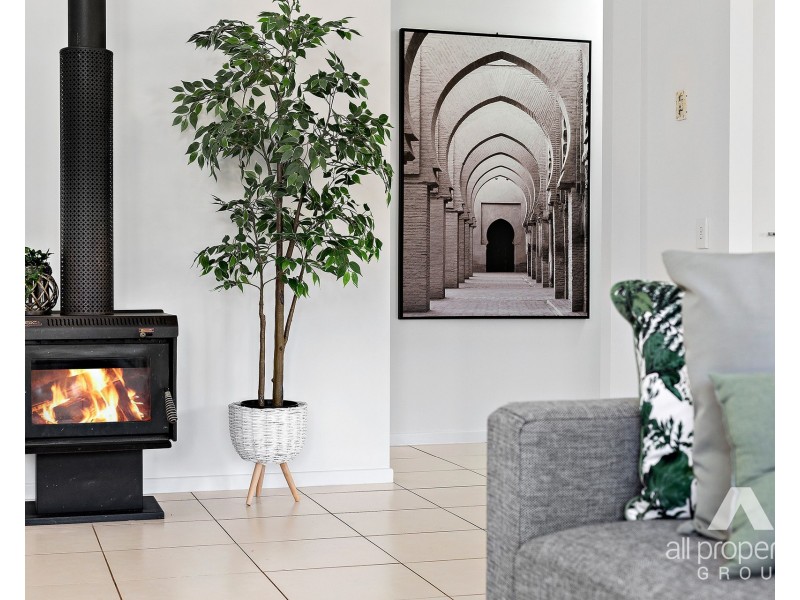 21-23 Maggie Court, Cedar Vale QLD 4285