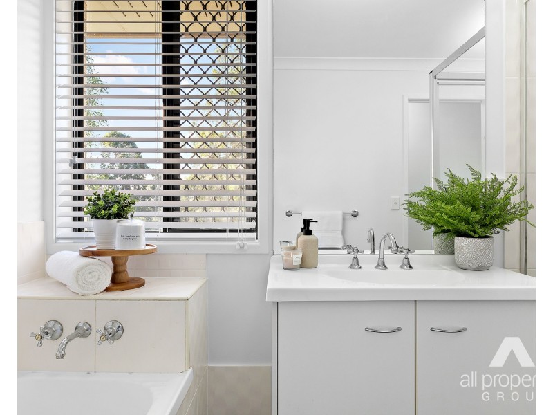 21-23 Maggie Court, Cedar Vale QLD 4285