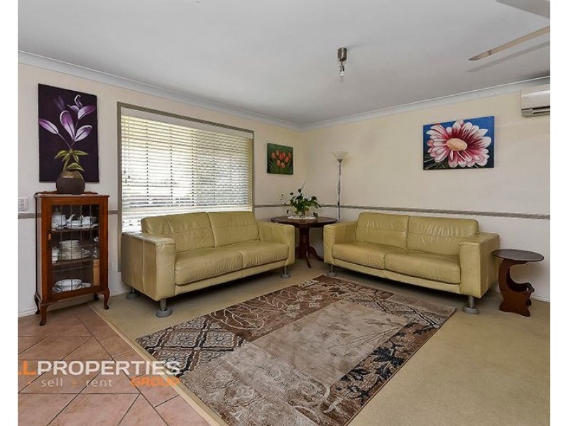 12 Hume Court, Boronia Heights QLD 4124